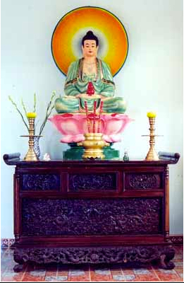 Bàn thờ đức Phật A Di Đà