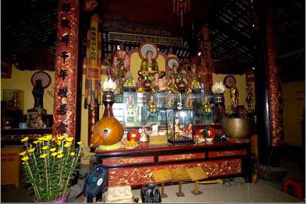 Điện Phật năm 2006
