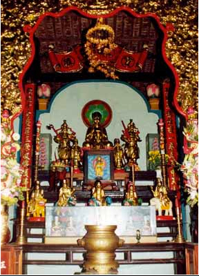 Điện Phật năm 2001